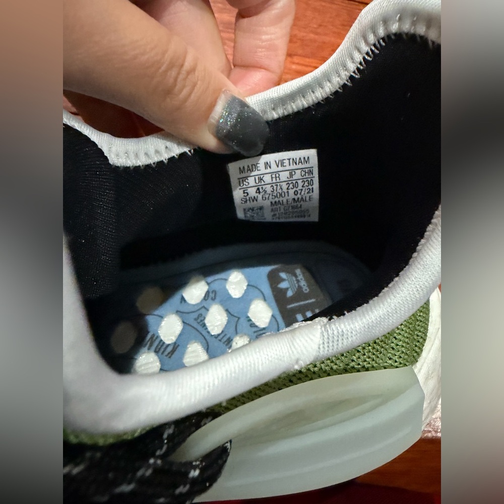 Adidas BBC Ice Cream x Pharrell Human Race NMD Running Dog Sneakers Sz. 5 NWT - Picture 8 of 9